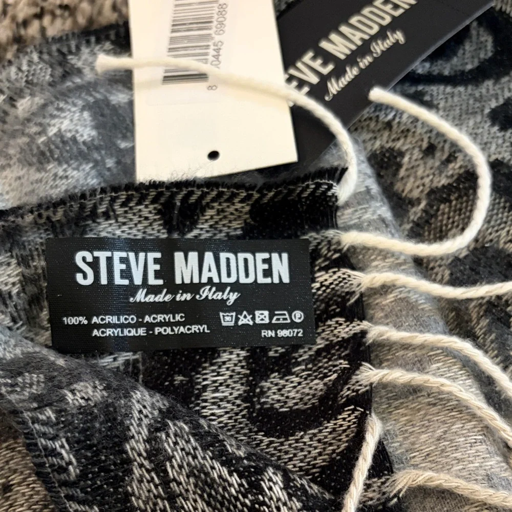 Steve Madden soft woven